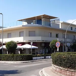 2* Hotel Del Lago